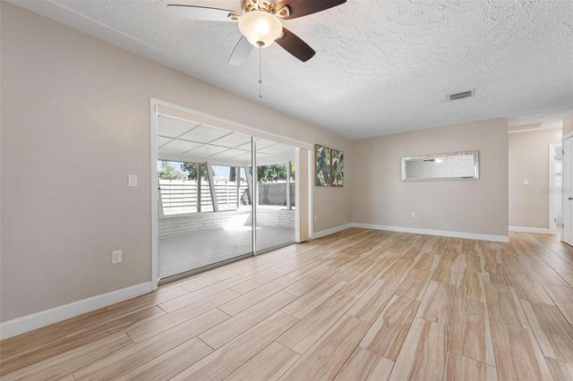 4213 DES PLAINES DRIVE, Sarasota, FL 34233