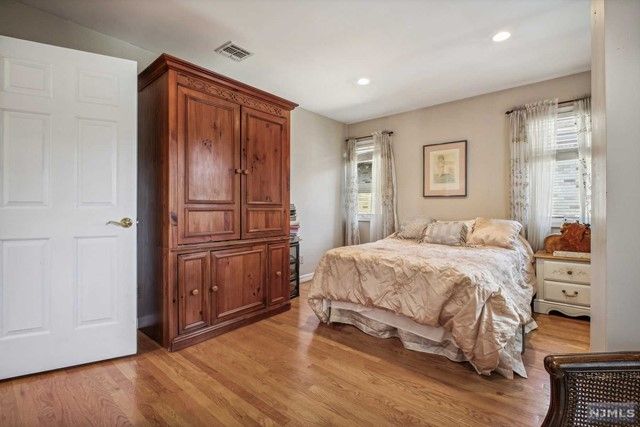 19 Plateau Avenue, Fort Lee, NJ 07024
