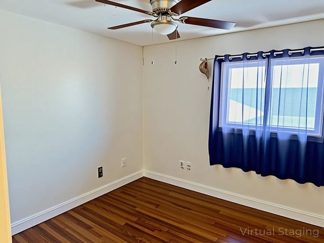 16062 Woodlawn East Avenue, South Holland, IL 60473