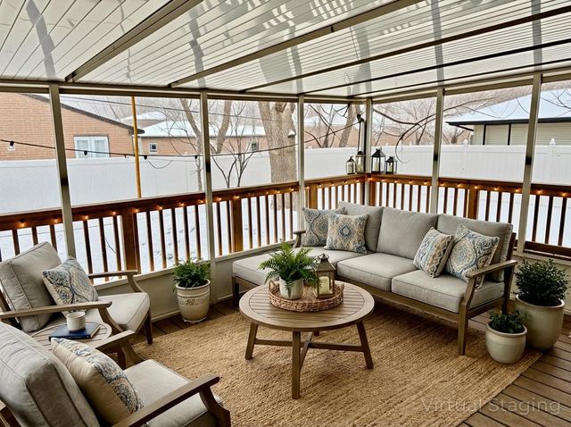 16062 Woodlawn East Avenue, South Holland, IL 60473