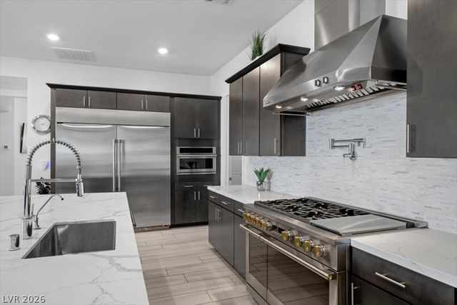 11272 Roman Helmet Street, Las Vegas, NV 89141
