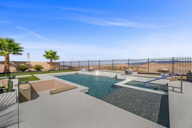11272 Roman Helmet Street, Las Vegas, NV 89141