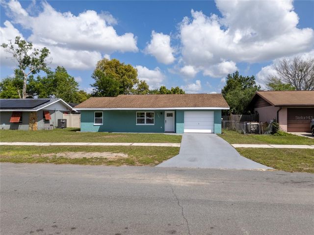 39443 8TH AVENUE, Zephyrhills, FL 33542
