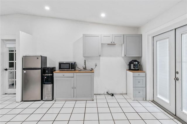 39443 8TH AVENUE, Zephyrhills, FL 33542