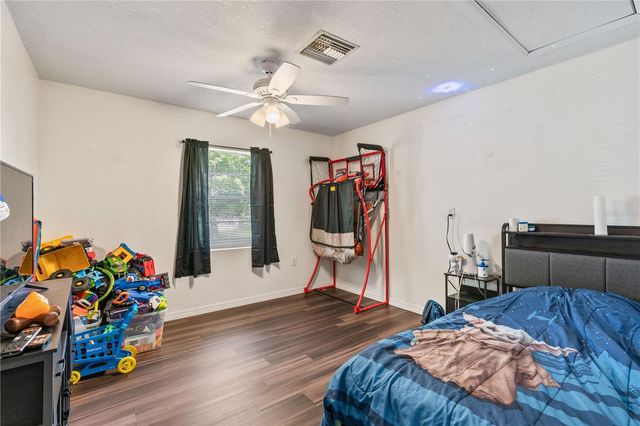 39443 8TH AVENUE, Zephyrhills, FL 33542