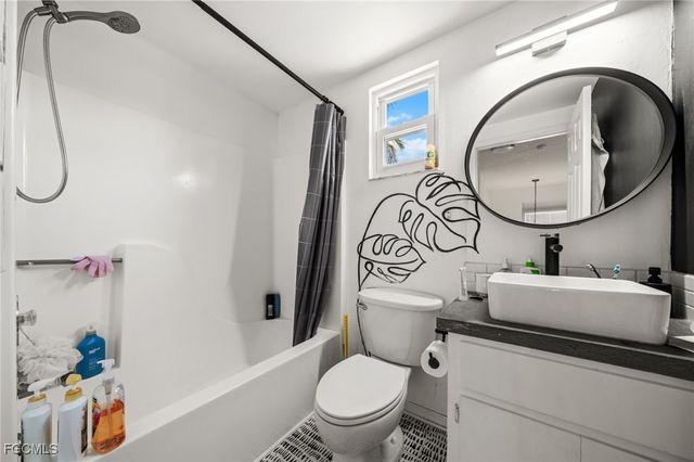 12570 Aubrey LN, Bokeelia, FL 33922