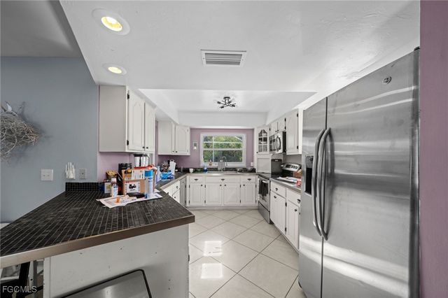 12570 Aubrey LN, Bokeelia, FL 33922