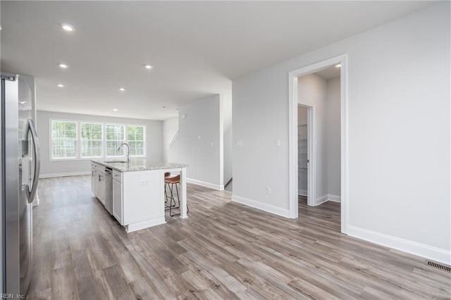 2011 Stanford LN, Newport News, VA 23608