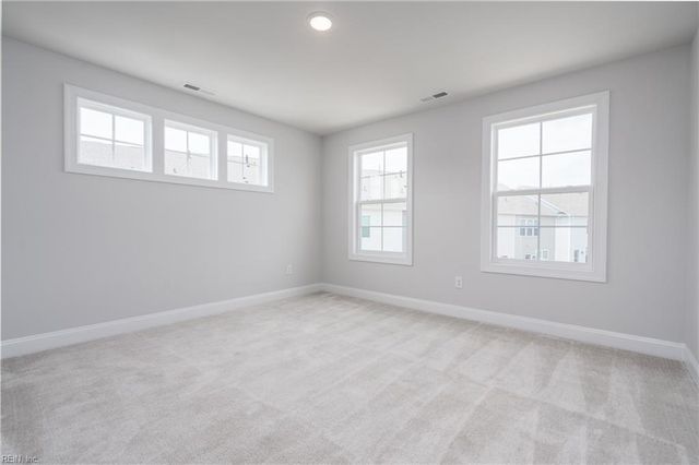 2011 Stanford LN, Newport News, VA 23608