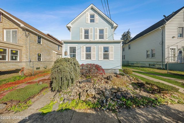 21 Henry Street, Freehold, NJ 07728