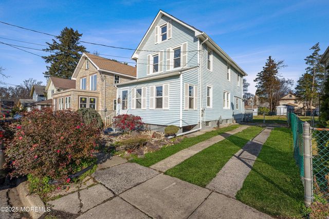 21 Henry Street, Freehold, NJ 07728