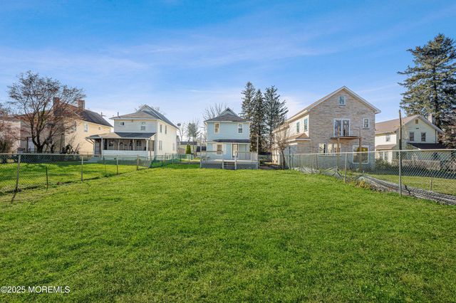 21 Henry Street, Freehold, NJ 07728