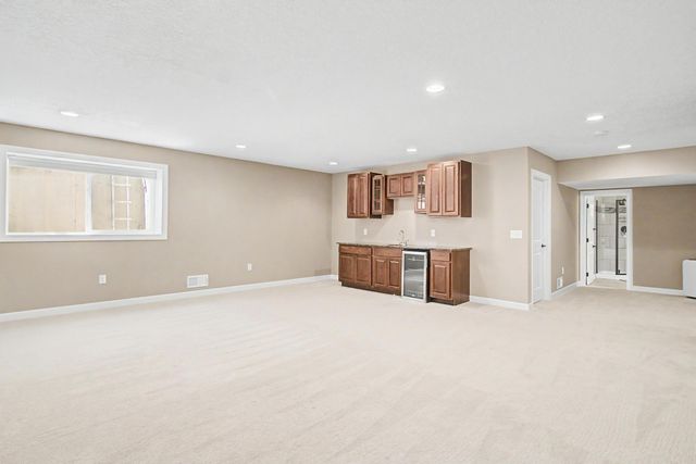 801 Yellowstone Trail, Waconia, MN 55387
