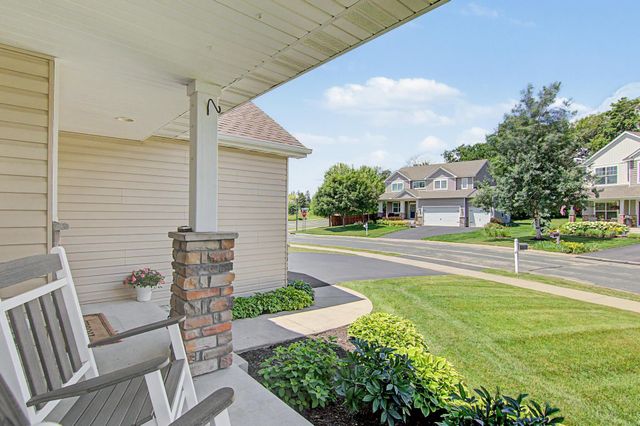 801 Yellowstone Trail, Waconia, MN 55387
