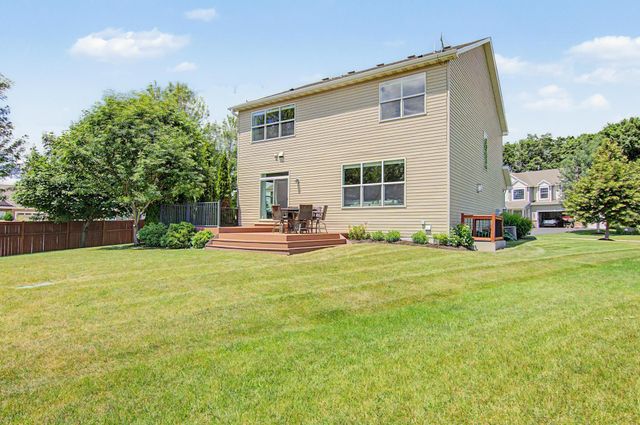 801 Yellowstone Trail, Waconia, MN 55387