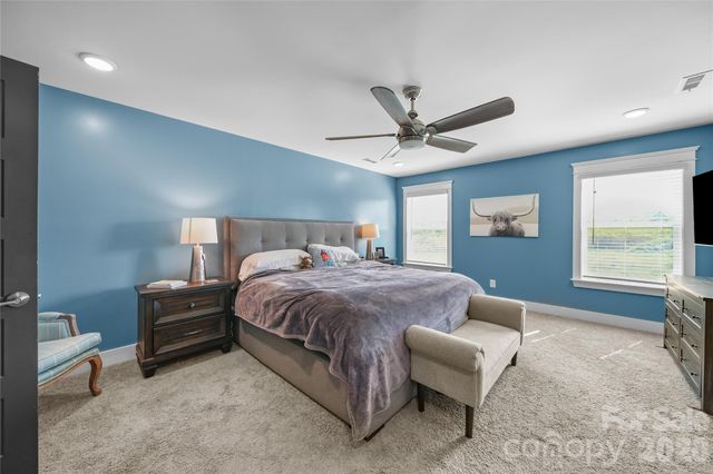 2843 Shumard Drive, Gastonia, NC 28054