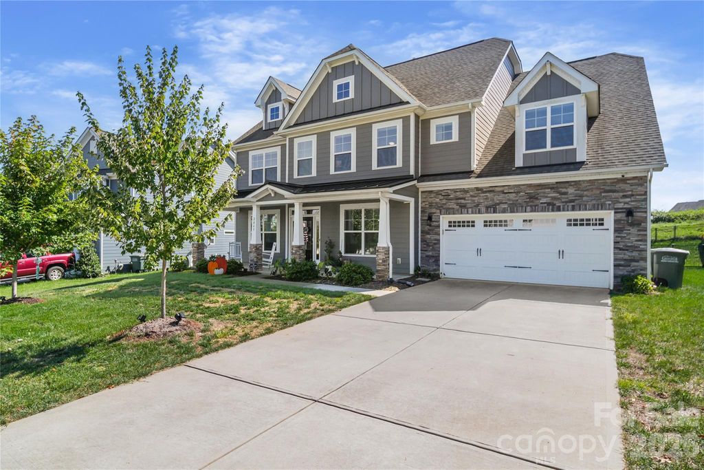 2843 Shumard Drive, Gastonia, NC 28054