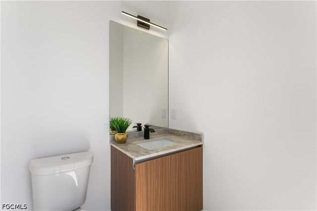 3300 NW 1st TER, Cape Coral, FL 33993