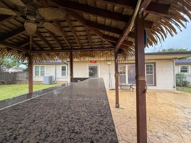 219 Kiekbusch Street, Borger, TX 79007