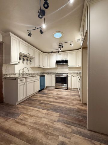 219 Kiekbusch Street, Borger, TX 79007