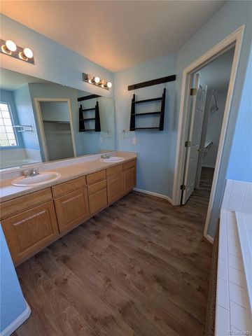 19613 E 39th Avenue, Denver, CO 80249