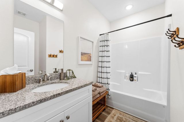 3111 S Vineyards Terrace Unit 6, Branson, MO 65616