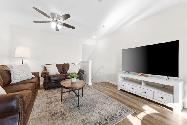 3111 S Vineyards Terrace Unit 6, Branson, MO 65616