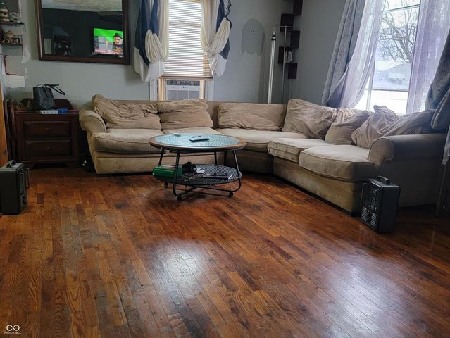 1506 E 24th Street, Muncie, IN 47302