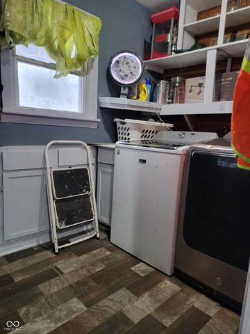 1506 E 24th Street, Muncie, IN 47302