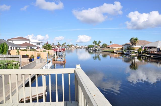 14134 Palo Seco Dr, Corpus Christi, TX 78418