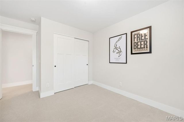 919 Poinsetta Lane, Kirkwood, MO 63122