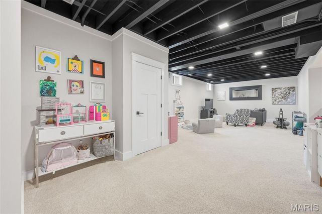 919 Poinsetta Lane, Kirkwood, MO 63122