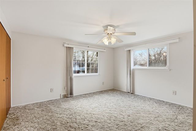 21467 Chestnut Lane, Farmington, MI 48336