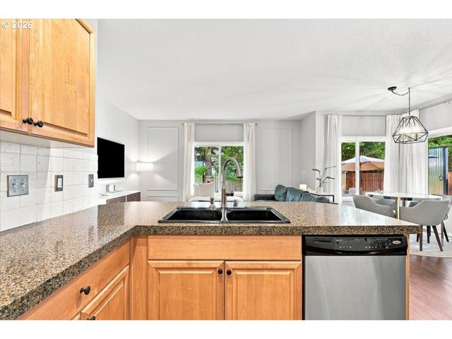 16814 Ne 31ST Way, Vancouver, WA 98682