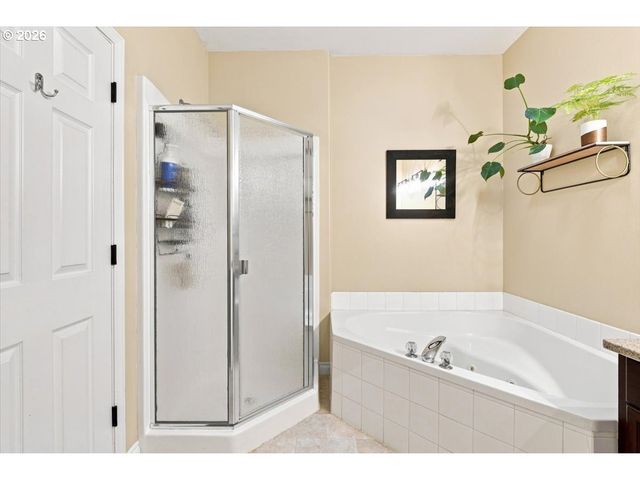 16814 Ne 31ST Way, Vancouver, WA 98682
