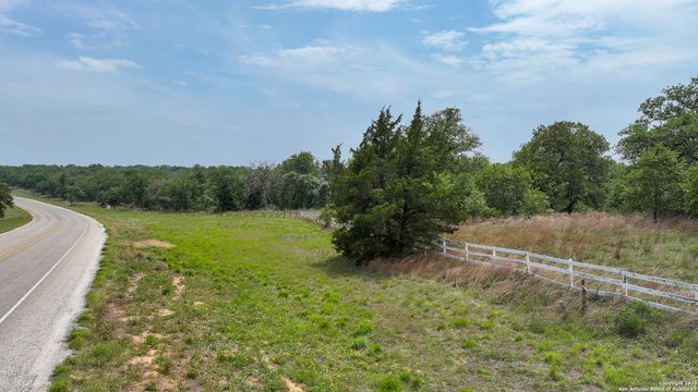 12504 Fm 1117, Seguin, TX 78155