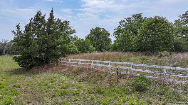 12504 Fm 1117, Seguin, TX 78155