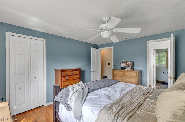 24000 Amesbury Drive, North Olmsted, OH 44070