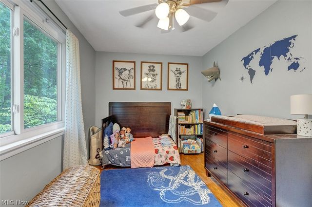 24000 Amesbury Drive, North Olmsted, OH 44070