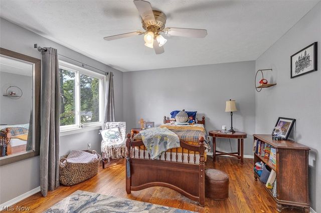 24000 Amesbury Drive, North Olmsted, OH 44070