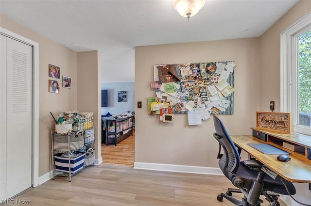 24000 Amesbury Drive, North Olmsted, OH 44070