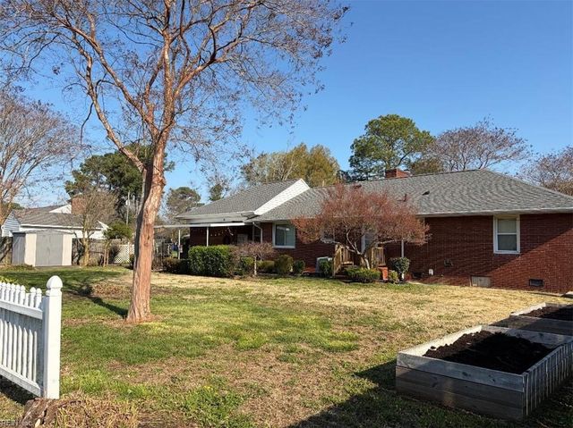 16 S Greenfield AVE, Hampton, VA 23666