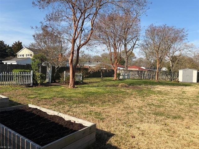 16 S Greenfield AVE, Hampton, VA 23666