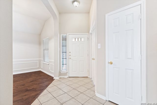 1318 Coronado Blvd., Universal City, TX 78148