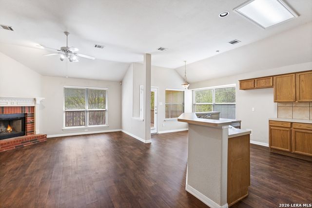 1318 Coronado Blvd., Universal City, TX 78148