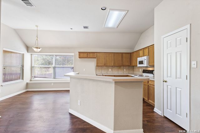 1318 Coronado Blvd., Universal City, TX 78148