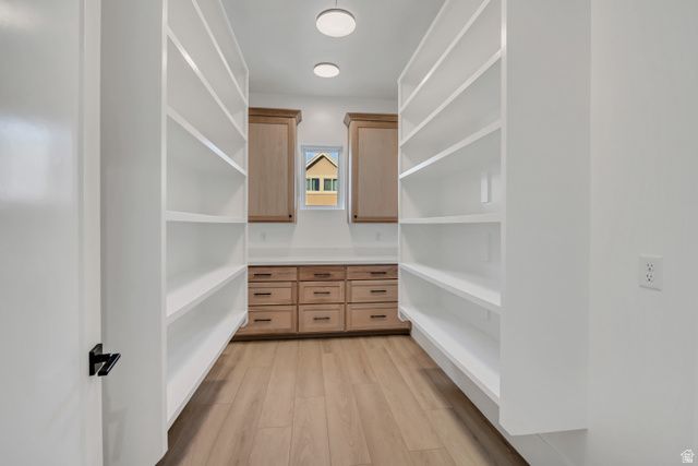 1452 W MEADOW GLEN DR, Bluffdale, UT 84065