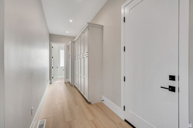 1452 W MEADOW GLEN DR, Bluffdale, UT 84065