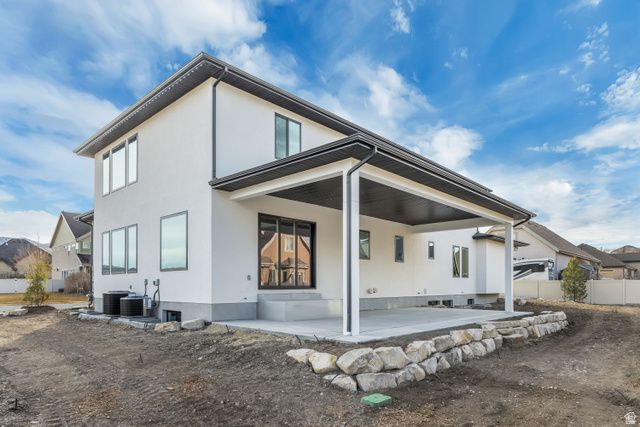 1452 W MEADOW GLEN DR, Bluffdale, UT 84065