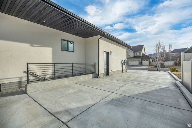 1452 W MEADOW GLEN DR, Bluffdale, UT 84065